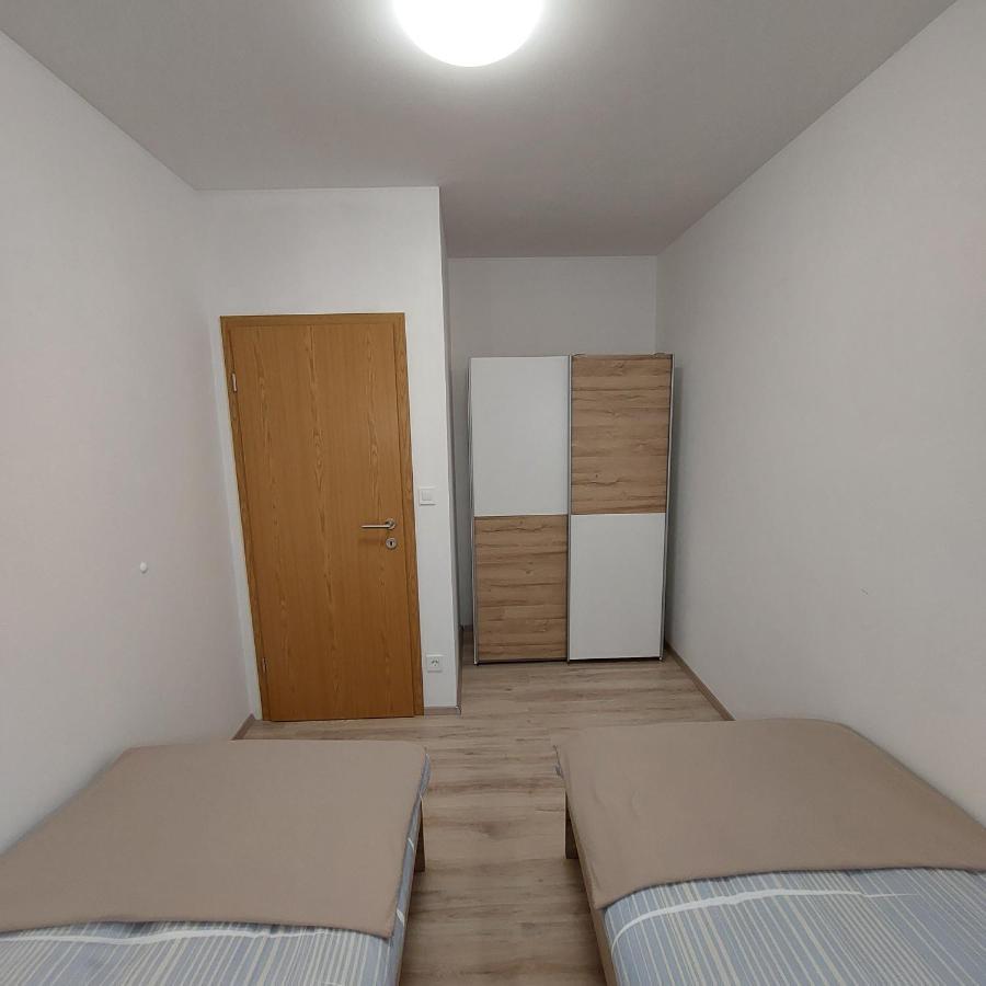 Apartmaji Biseri ครานสกา โกรา ภายนอก รูปภาพ