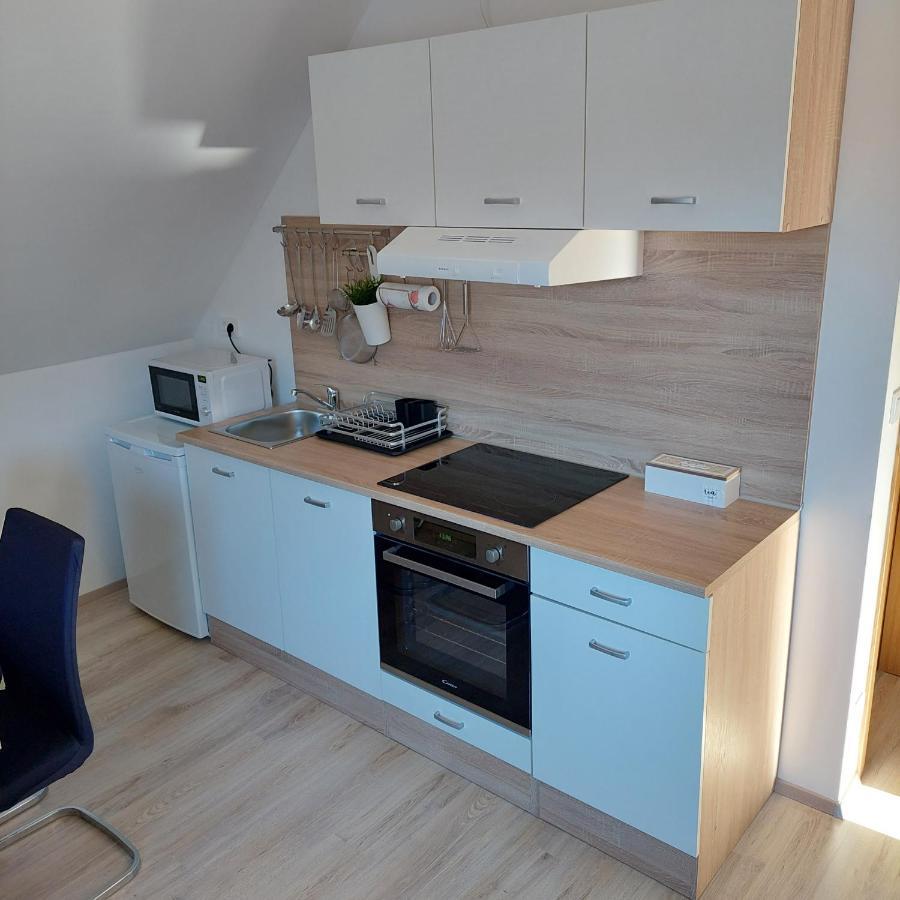 Apartmaji Biseri ครานสกา โกรา ภายนอก รูปภาพ