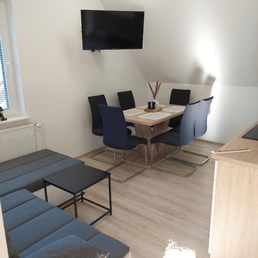 Apartmaji Biseri ครานสกา โกรา ภายนอก รูปภาพ